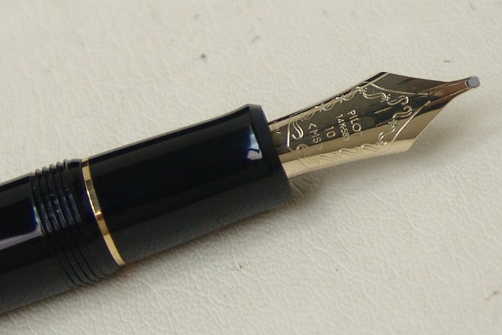 PilotCustom742MusicNibFP_H